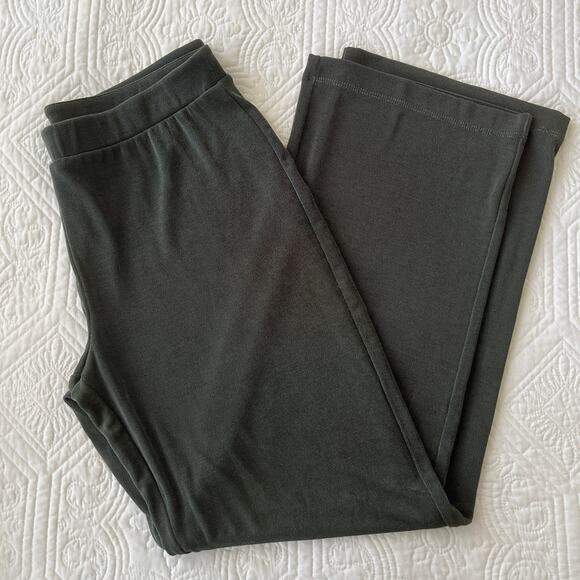 Chico's Travelers Pants Pull On Wide Leg Green Packable Chico's 1 Medium - Picture 3 of 6